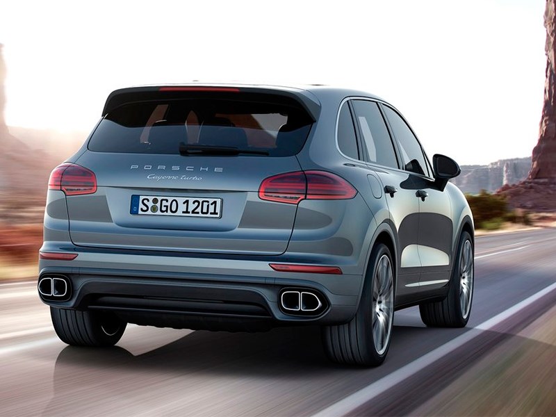 Porsche Cayenne 2015 вид сзади