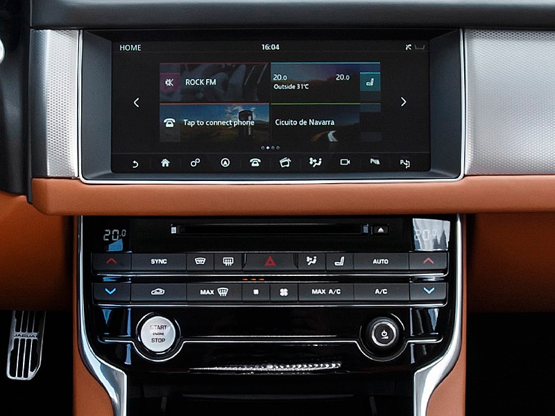 Jaguar XF 2016 центральная консоль