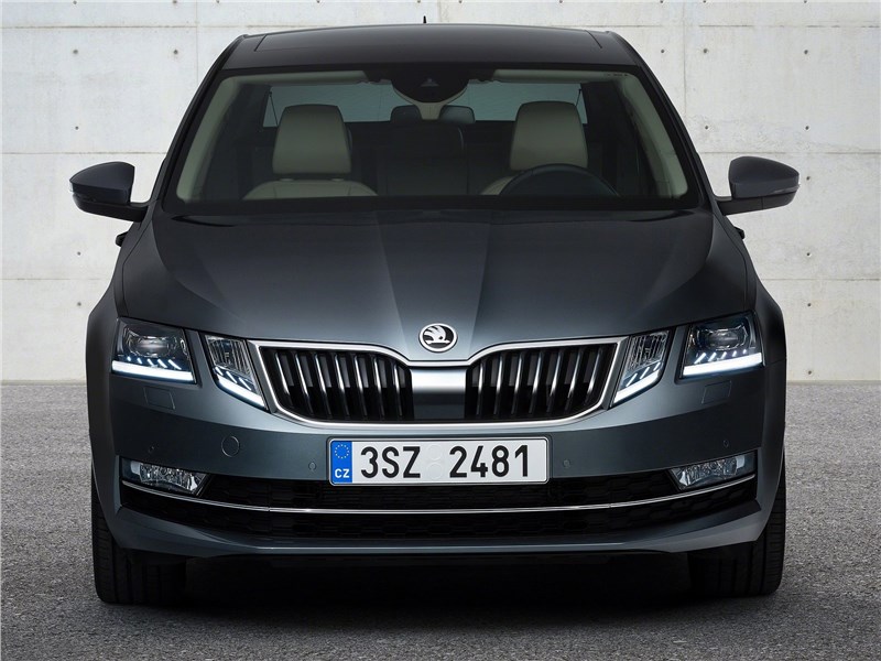 Skoda Octavia 2017 вид спереди