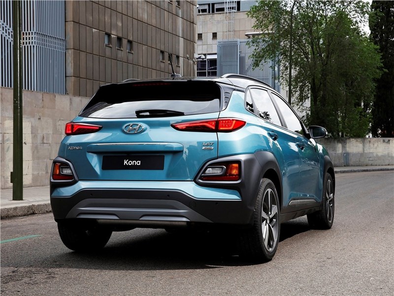 Hyundai Kona 2018 вид сзади