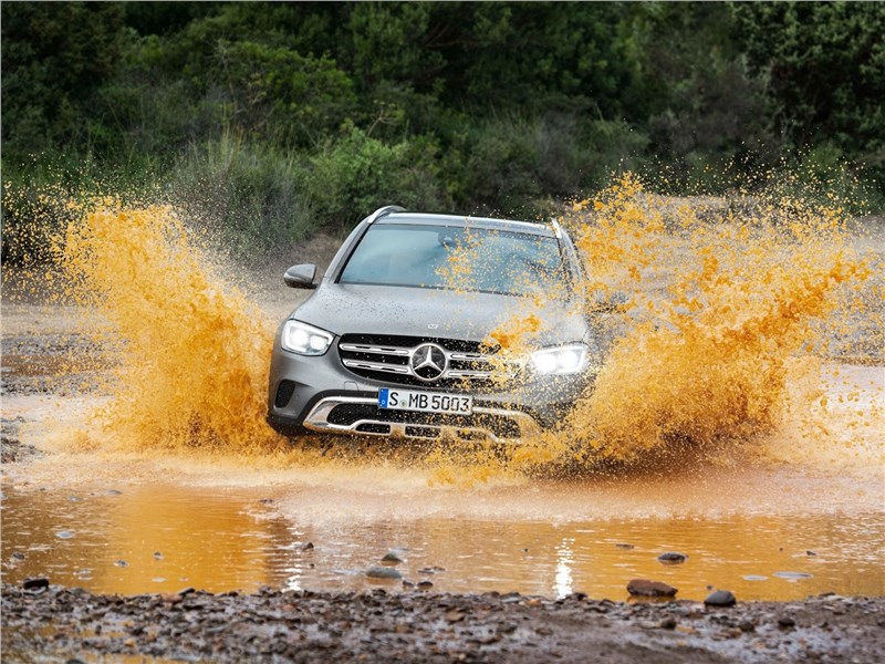 Mercedes-Benz GLC 2020 вид спереди