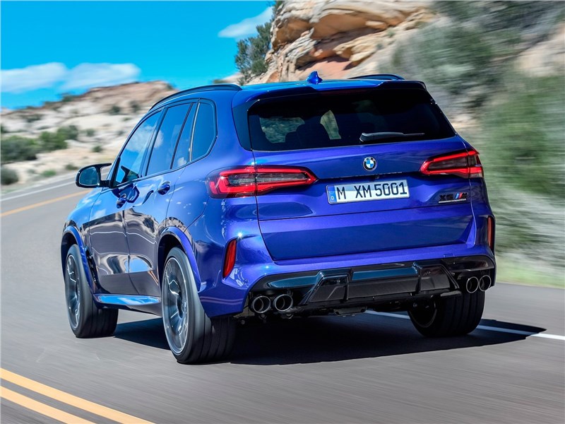 BMW X5 M 2020 вид сзади