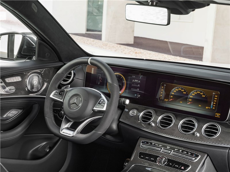 Mercedes-Benz E63 S AMG Estate 2018 салон