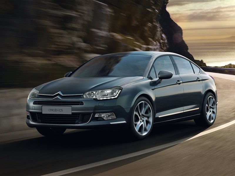 Citroen C5 2013 вид спереди