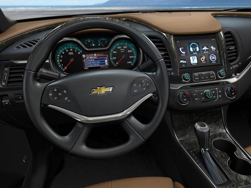 Chevrolet Impala 2013 водительское место