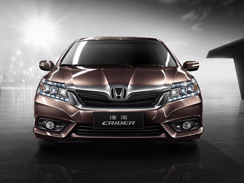 Honda Crider 2014 вид спереди