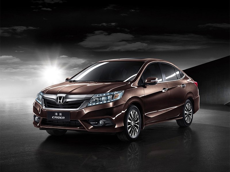 Honda Crider 2014 вид спереди