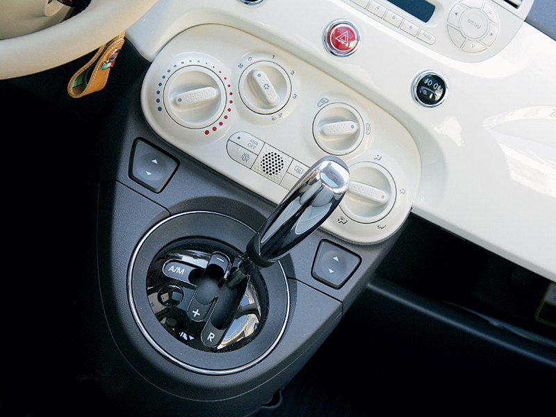 Fiat 500 2011 салон