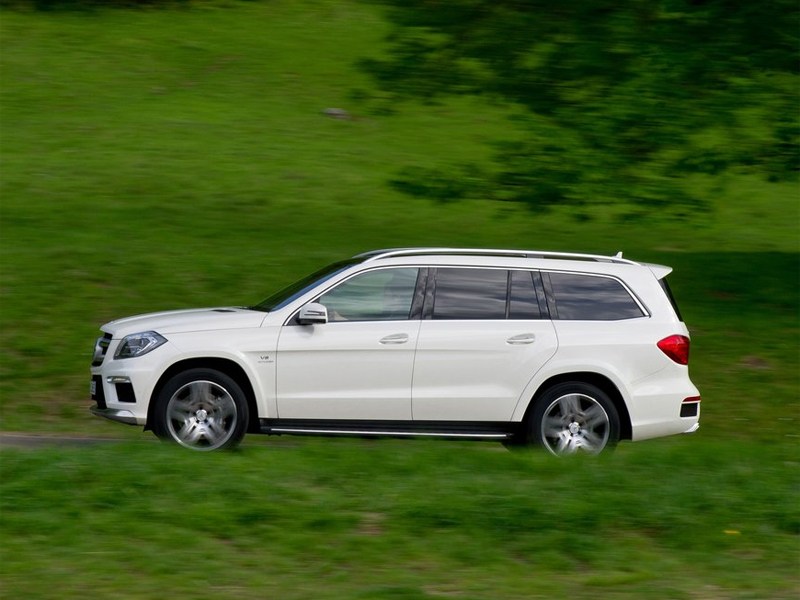 Mercedes-Benz GL 63 AMG 2012 вид сбоку