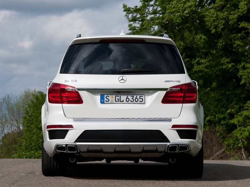 Mercedes-Benz GL 63 AMG 2012 вид сзади