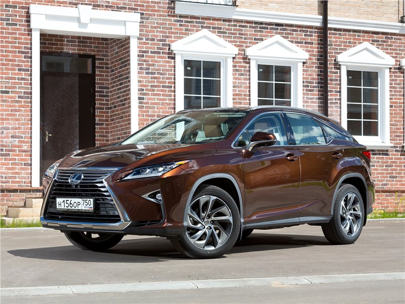 Lexus RX 2016 вид спереди