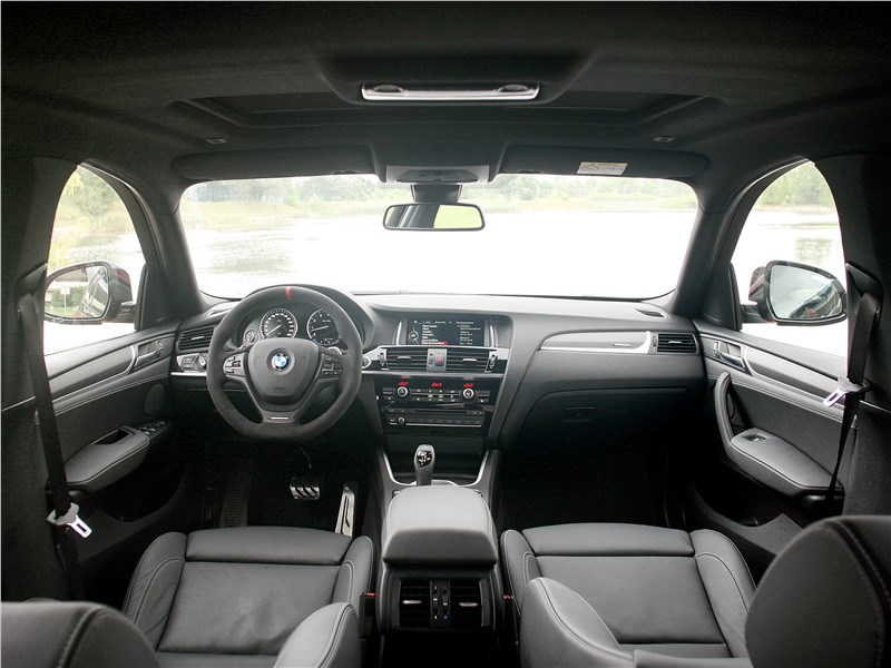 BMW X4 xDrive35i 2014 салон