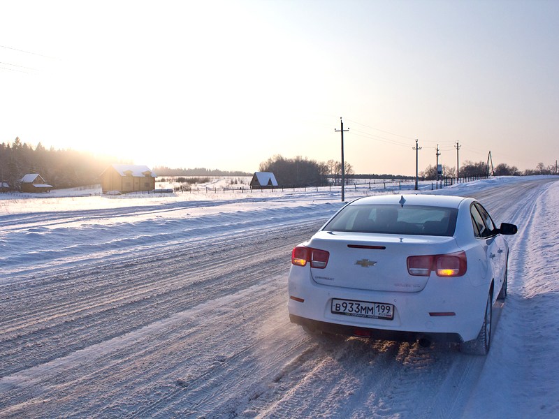 Chevrolet Malibu 2013 вид сзади