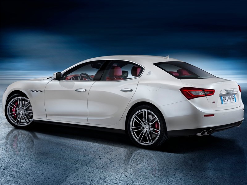 Maserati Ghibli 2014 вид сзади