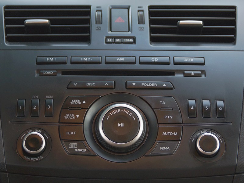 Mazda 3 2011 аудиосистема