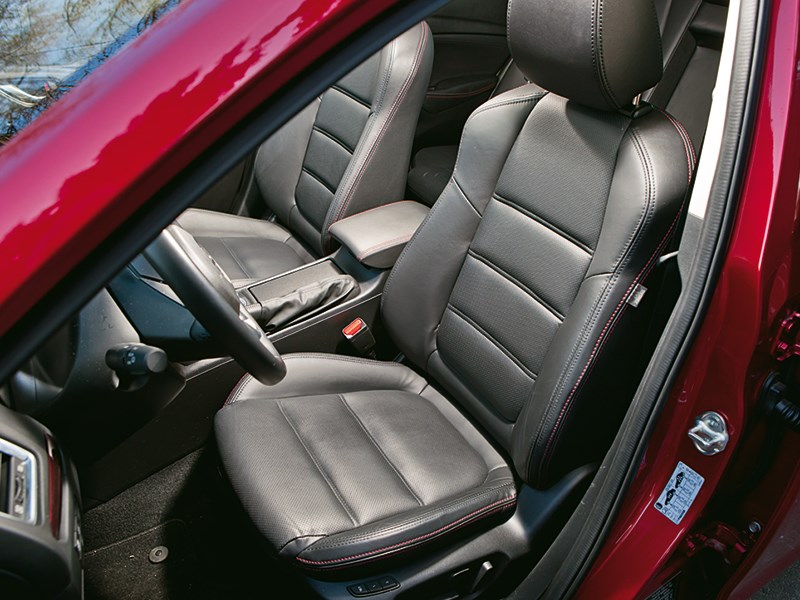 Mazda 6 2013 передние кресла
