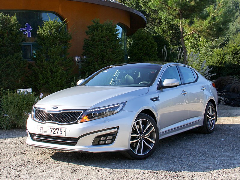 Kia Optima 2014 вид спереди 2