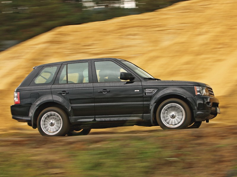 Range Rover Sport 3.0 TD 2010 вид сбоку