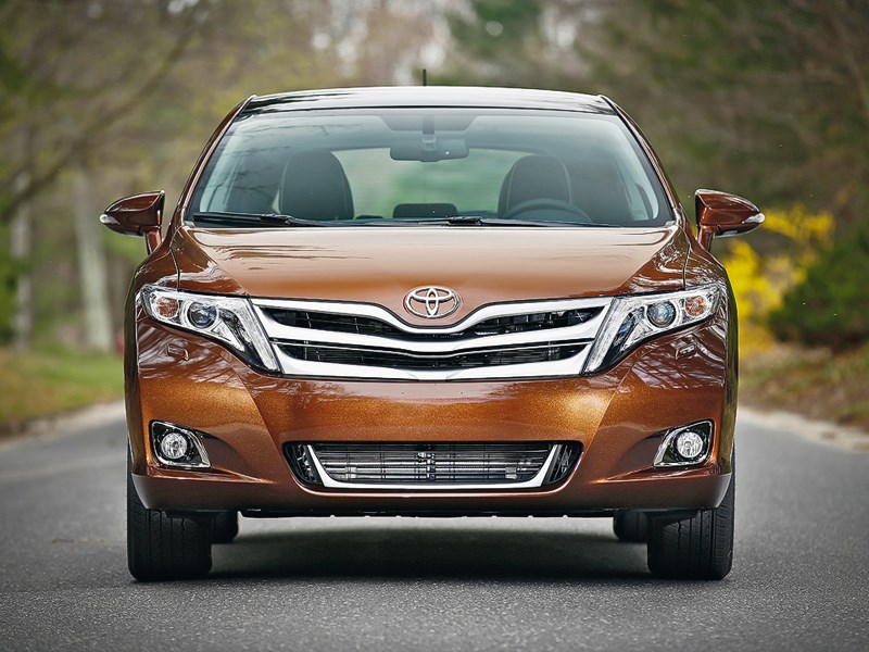 Toyota Venza 2013 вид спереди