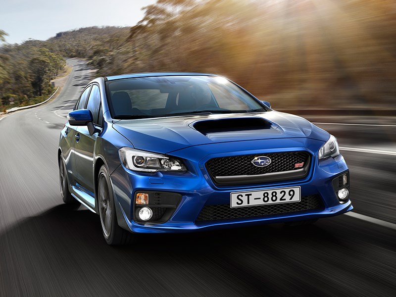 Subaru WRX STI 2014 вид спереди фото 3