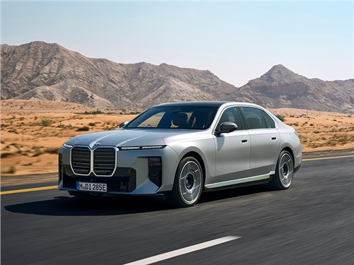 BMW представил обновленный седан 7-й серии