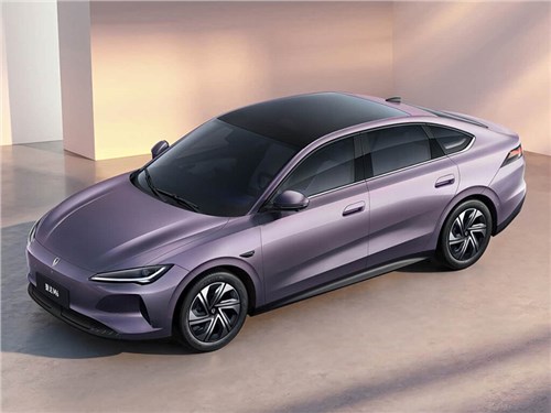 Volkswagen представил бюджетный электрокар Jetta M6 с запасом хода до 555 км