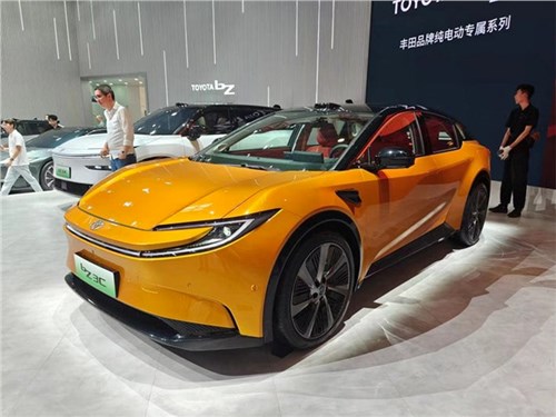 Toyota представила два новых электромобиля для китайского рынка 