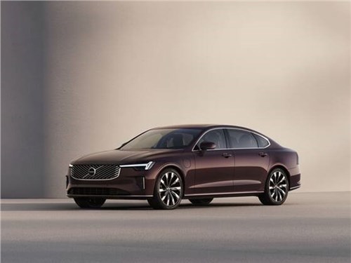 Volvo обновила флагманский седан S90