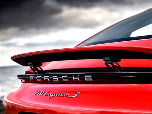Porsche не отказался от электрического 718 и задумалась о новой флагманской модели