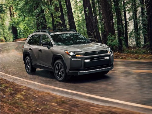 Toyota представила обновленный RAV4 
