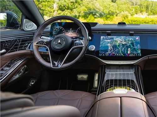 Mercedes-Benz запатентовала систему, которая превратит автомобиль в терминал для заказа еды