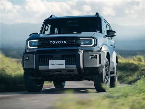 Toyota вывела на японский рынок компактный внедорожник Land Cruiser FJ